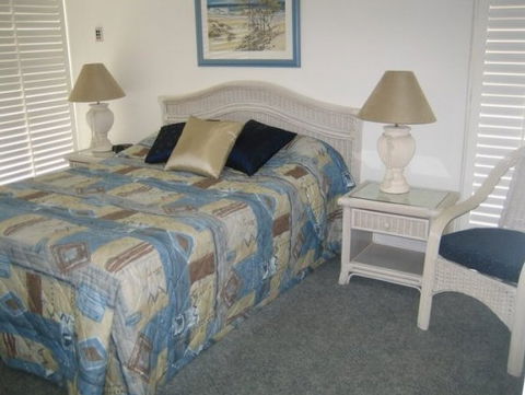 Talisman Holiday Apartments - eAccommodation 0