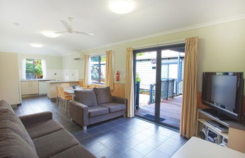 Discovery Holiday Parks - eAccommodation 0