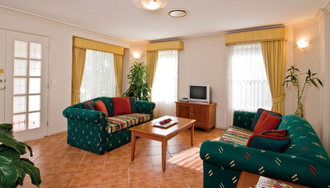 Royal Woods Resort - eAccommodation 3