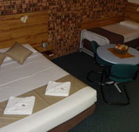 Surfside Resort Motel - eAccommodation