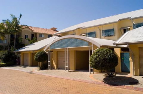 Diamond Sands Resort - eAccommodation 0