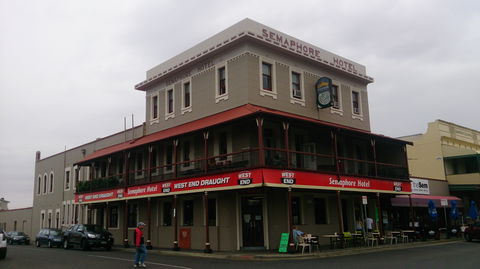 Semaphore Hotel - eAccommodation 0
