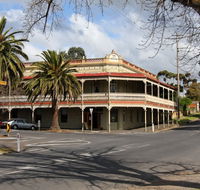 The Midland Hotel Castlemaine - eAccommodation