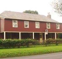 Coach House Inn - eAccommodation