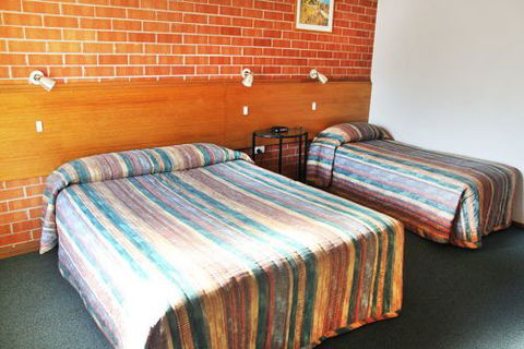 Catalina Motel Lake Macquarie - eAccommodation 5