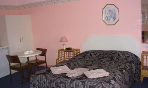 Roundhouse Motel - eAccommodation 4