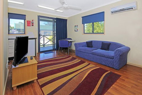  Palms Motel - eAccommodation 0