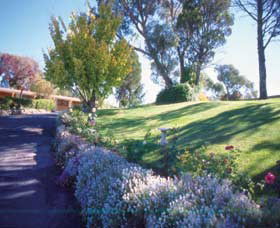 High Country Motel & Tours - eAccommodation 0