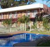 Moama Tavern Palms Motel - eAccommodation