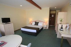  William Macintosh Motor Lodge - eAccommodation 3