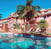 Tuscany Apartments - eAccommodation