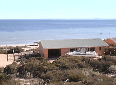 Ceduna Shelly Beach Caravan Park Cabins - thumb 2