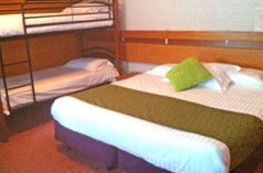 Barrakee Ski Lodge - eAccommodation 0