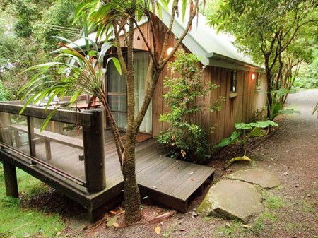 Mount Glorious QLD eAccommodation