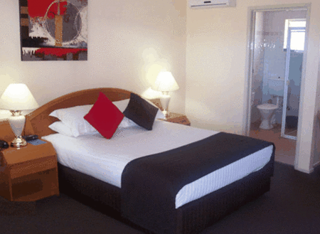 McNevins Maryborough Motel - eAccommodation 3