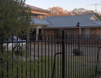 Koreela Park Motor Inn - eAccommodation 1