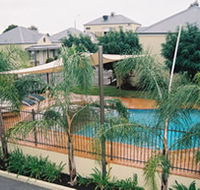 Bridges on Meninya Motel  Apartments - eAccommodation
