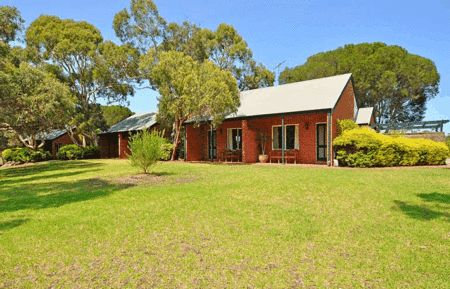 Currency Creek Winery - eAccommodation