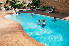 Birralee Holiday Villas - eAccommodation 2