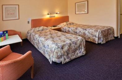 Country Comfort Tamworth Towers - eAccommodation 0