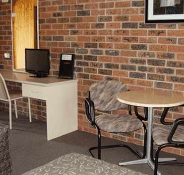Country Roads Motor Inn - eAccommodation