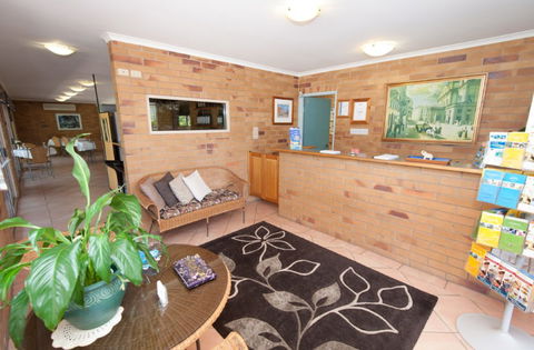 Country Comfort Gin Gin Wild Scotsman - eAccommodation 2