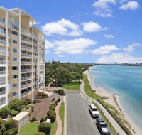 Riviere On Golden Beach - eAccommodation