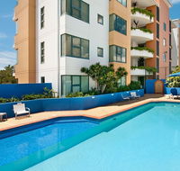 Santorini on Mudjimba - eAccommodation