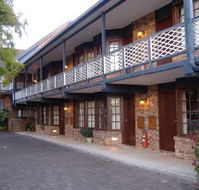 Montville Mountain Inn - eAccommodation