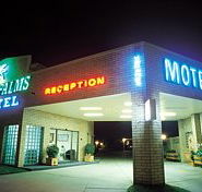 Sun Palms Hotel Motel - eAccommodation