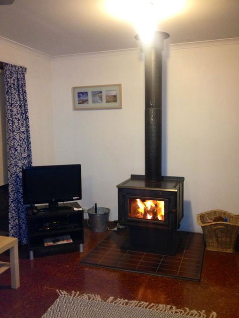 Fareview Beach House - eAccommodation 4