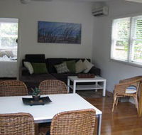 Seaside Cottage - eAccommodation