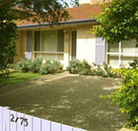 Lavender Cottage Beach House - The Beach House Built For Two - eAccommodation