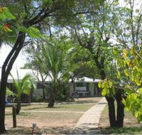 Montes Reef Resort - eAccommodation
