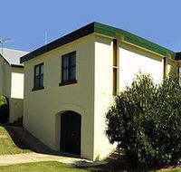 Beachport Holiday Units - eAccommodation