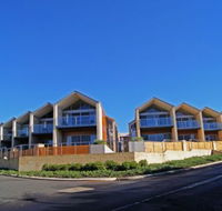 Seine Bay Apartments - eAccommodation