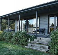 Orani Vineyard Cottage - eAccommodation