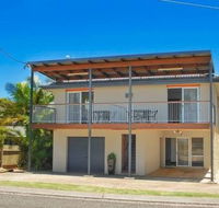 Seascape Apartments - eAccommodation