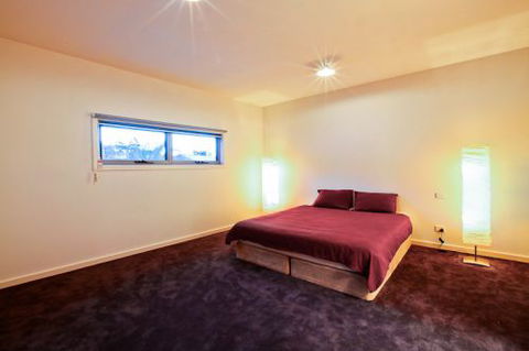 MORNINGTON PENINSULA ACCOMMODATION BEACH HOUSE - eAccommodation 3