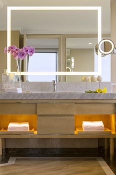 Shangri-La Hotel, Sydney - eAccommodation 43