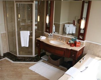 Shangri-La Hotel, Sydney - eAccommodation 46