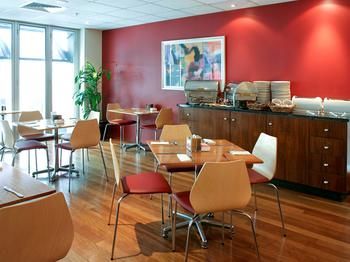 Ibis Melbourne Little Bourke Street - eAccommodation 20