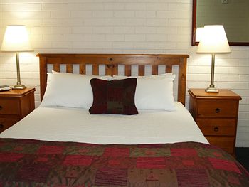 Pigeon House Motor Inn - eAccommodation 9