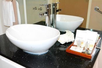 Toorak Manor - eAccommodation 11