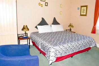 Toorak Manor - eAccommodation 13