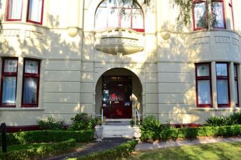 Toorak Manor - eAccommodation 30