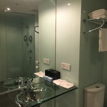 Ramada Encore Dandenong - eAccommodation 1