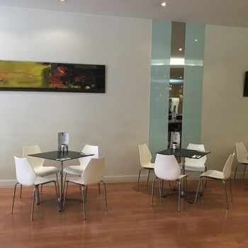 Ramada Encore Dandenong - eAccommodation 3