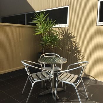 Ramada Encore Dandenong - eAccommodation 16