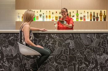 Ibis Melbourne Hotel And Apartments - eAccommodation 4